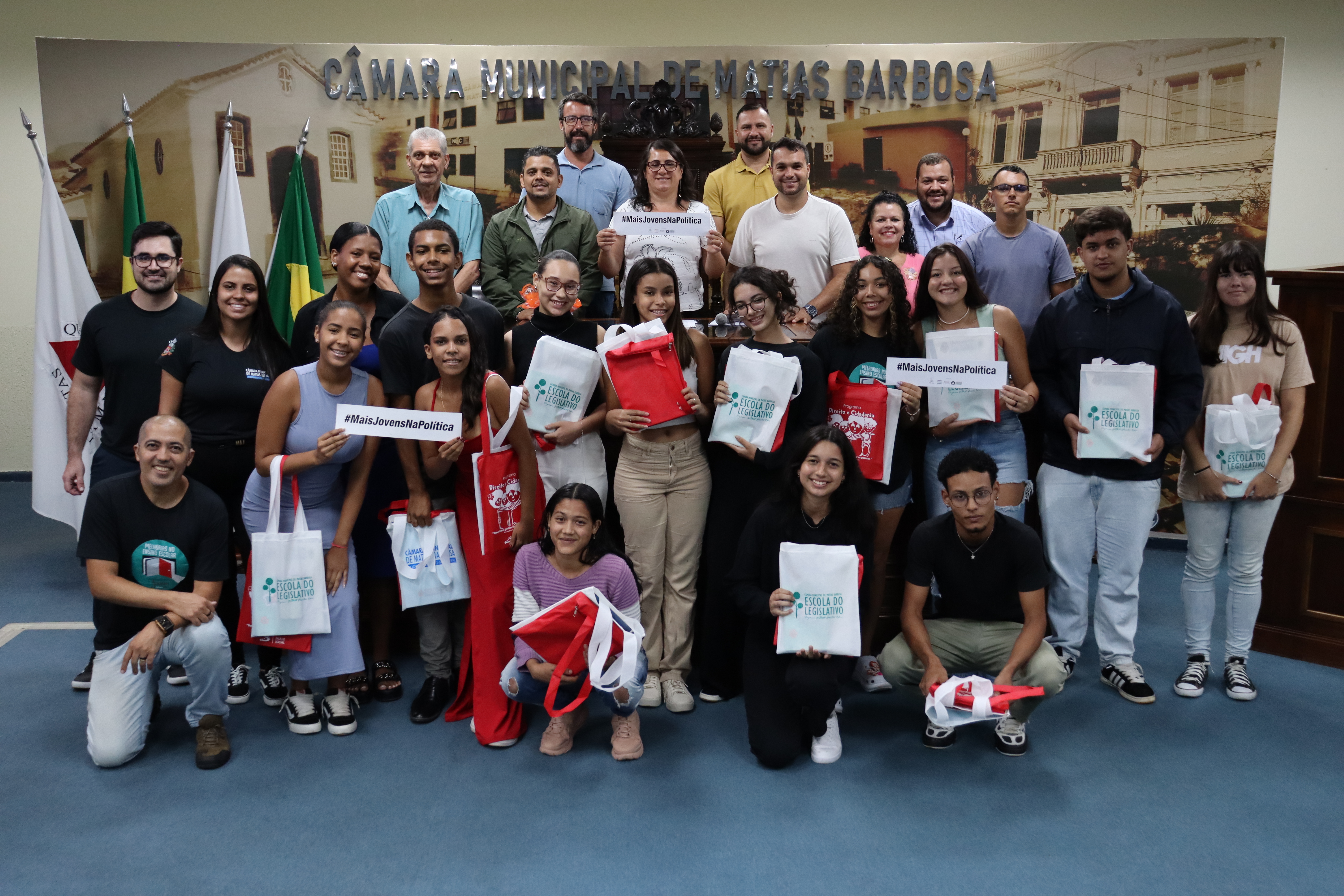 Câmara Municipal realiza cerimônia de abertura do Parlamento Jovem 2025